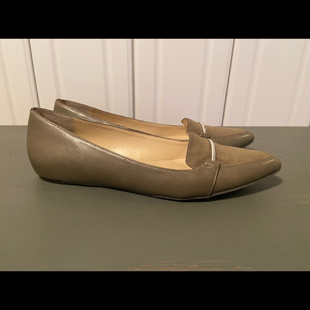 Calvin Klein Pointed Toe Flats Size 8